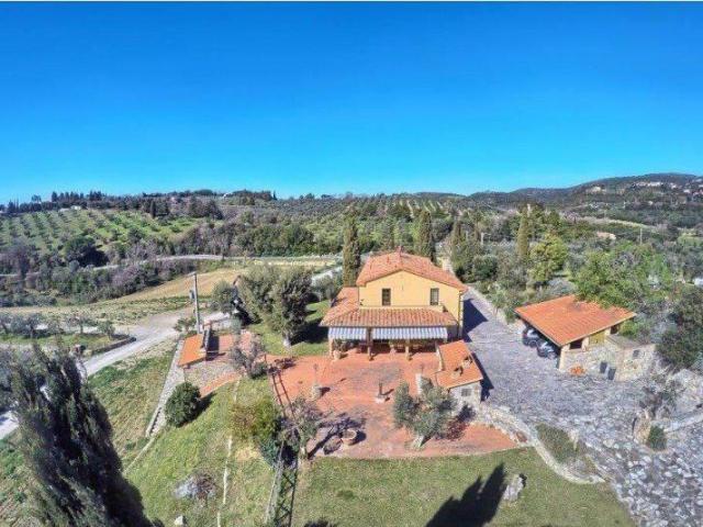 Casa in vendita a Campiglia Marittima, Toscana