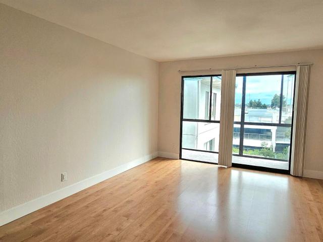 Condo for sale in Emeryville