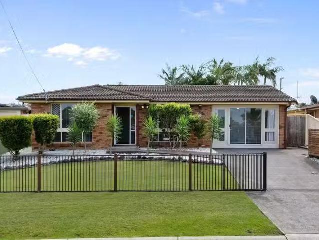 House for rent in Lake Haven, New South Wales