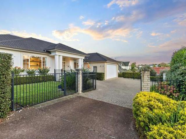House for sale in Paremoremo, Oroua County