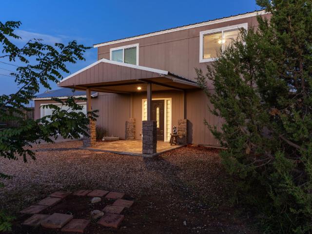 House for sale in Edgewood, Santa Fe County