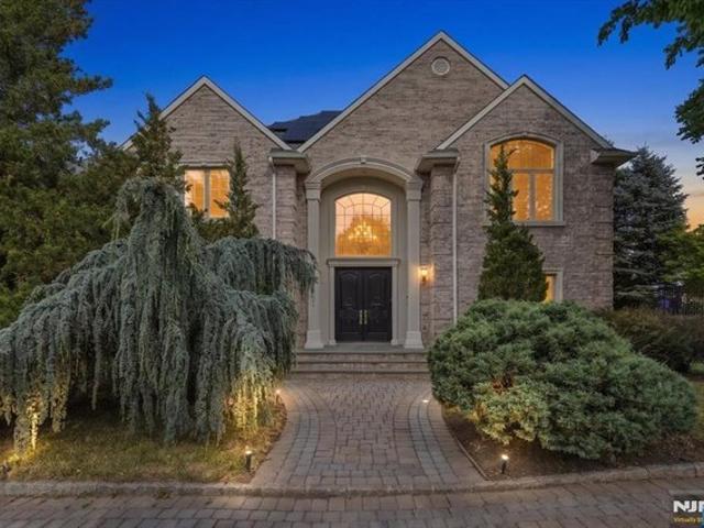 House for sale in Passaic, New Jersey