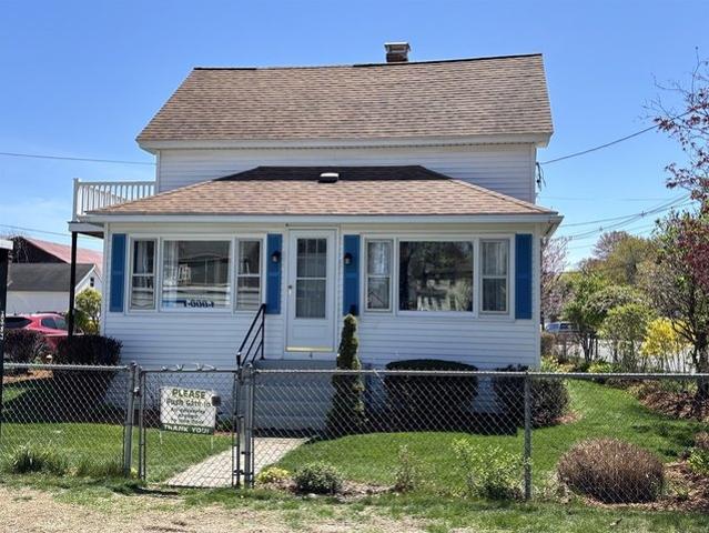 House for sale in Northbridge, Massachusetts