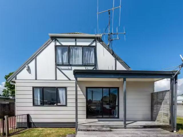 House for sale in Omokoroa, Bay Of Plenty