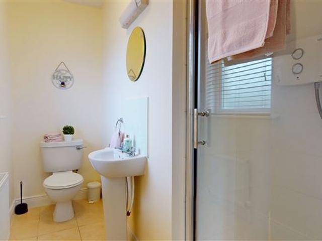 Semi Detached House for sale in Ferrybank
