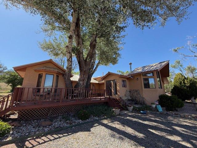 House for sale in Cedar Crest, New Mexico
