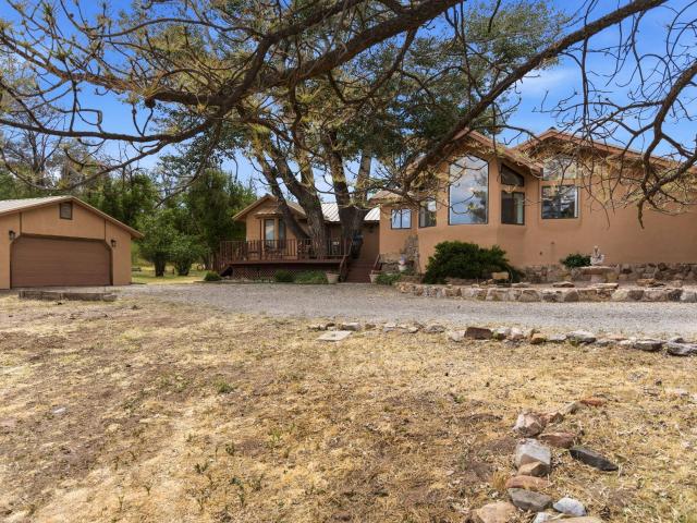 House for sale in Cedar Crest, New Mexico