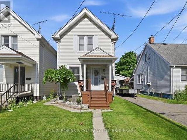House for sale in Niagara, Ontario