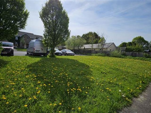 Terraced House for sale in Newtown Forbes