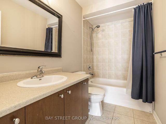 House for rent in Harvest Hills, Golden Horseshoe