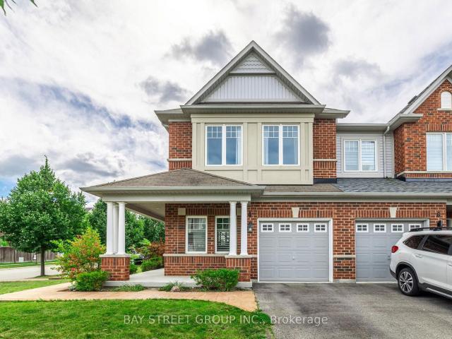 Townhouse for sale in Woburn, Ontario