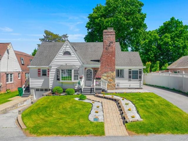 House for sale in Poughkeepsie, New York