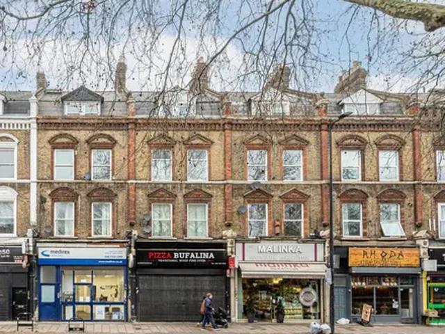 Apartment for rent in Oval, Greater London