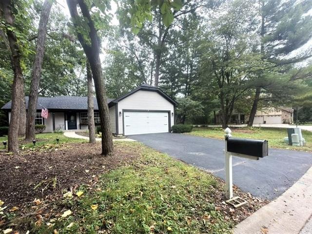 House for sale in Streamwood, Illinois