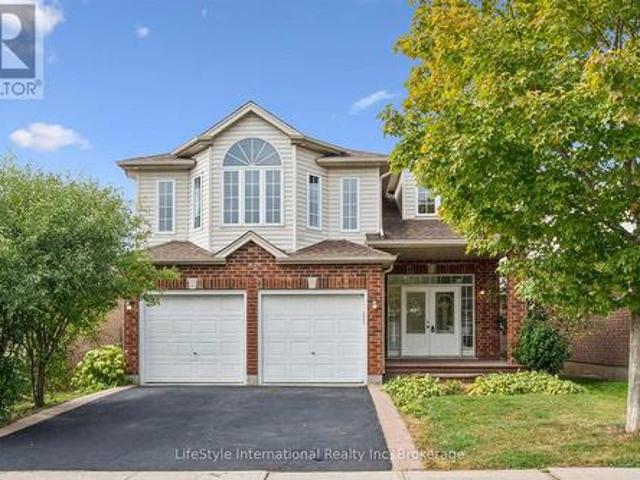 House for sale in Grange Hill East Neighbourhood Group, Guelph