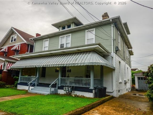 House for sale in Charleston, West Virginia