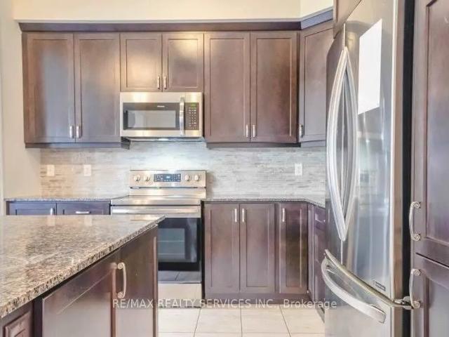 House for rent in Brampton, Golden Horseshoe