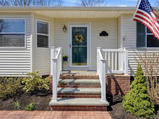 House for sale in Centereach, New York