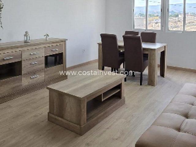 Apartamento en venta en el Vinalopó Mitjà / El Vinalopó Medio, Valencia