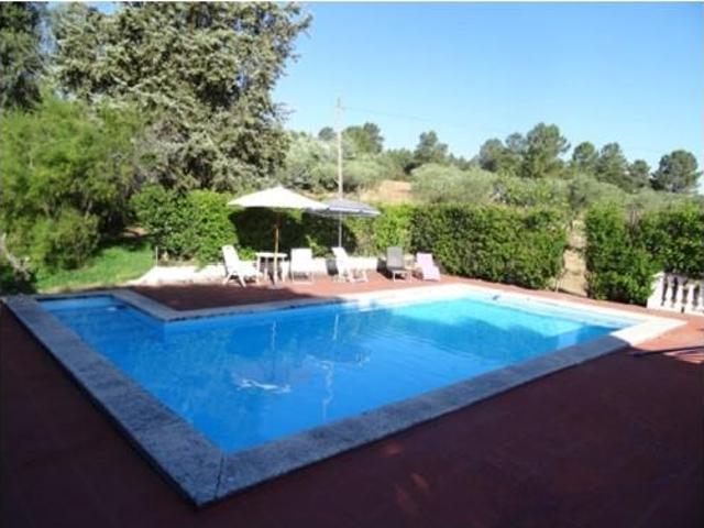 Casa en venta en Alcuéscar
