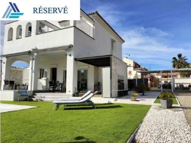 Casa en venta en Costa Esuri, Costa Occidental