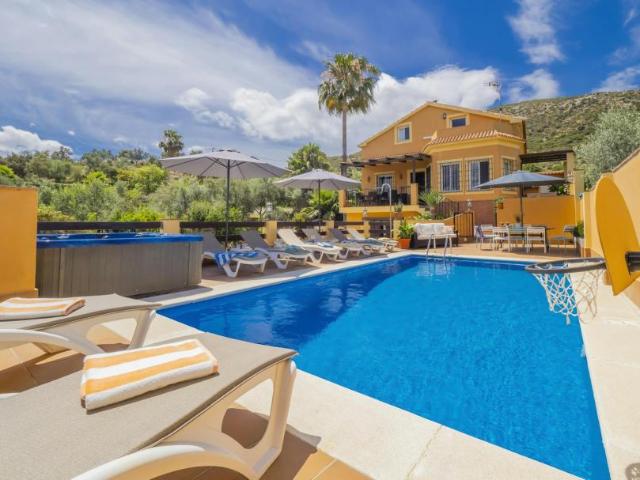 Casa en alquiler en Cártama, Málaga