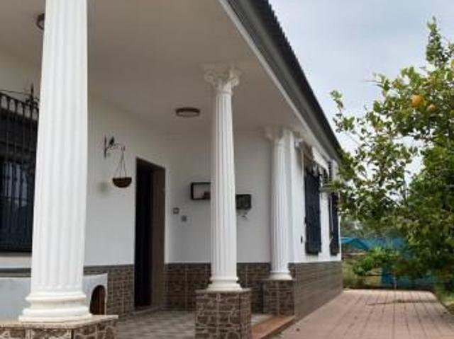 Casa en venta en Santaella, Andalucía