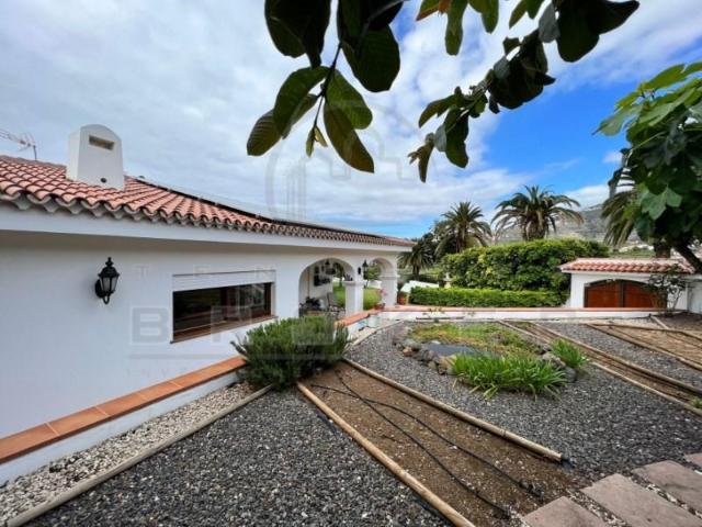 Casa en venta en La orotava