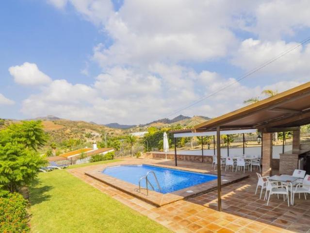 Casa en alquiler en Pizarra