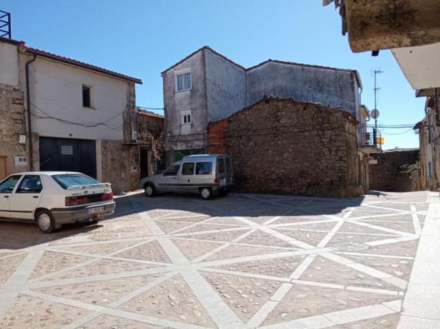 Casa en venta en Santibáñez El Alto, Extremadura