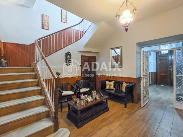 Casa en venta en Úbeda, Jaén