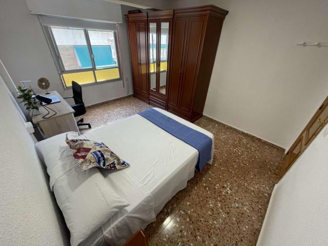 Habitación en alquiler en Alicante