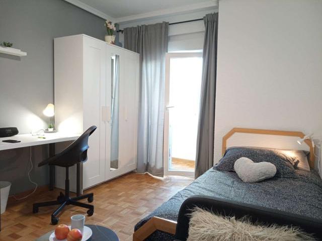Habitación en alquiler en Zaragoza, Aragón