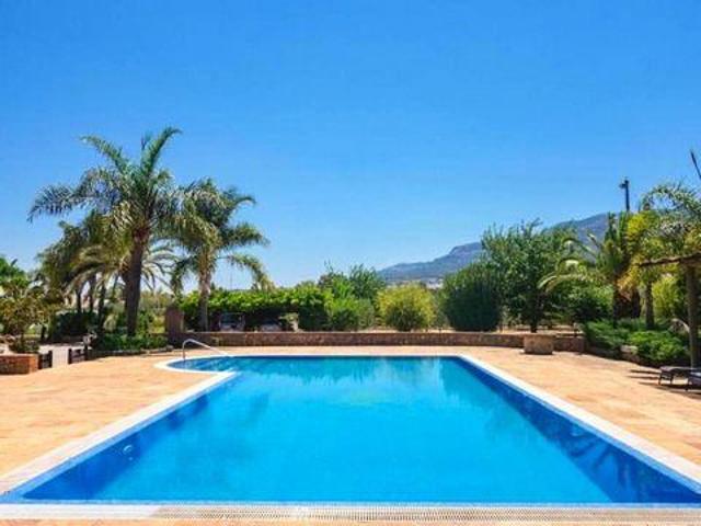 Chalet en alquiler en Barrio de San Antón, Valle del Guadalhorce