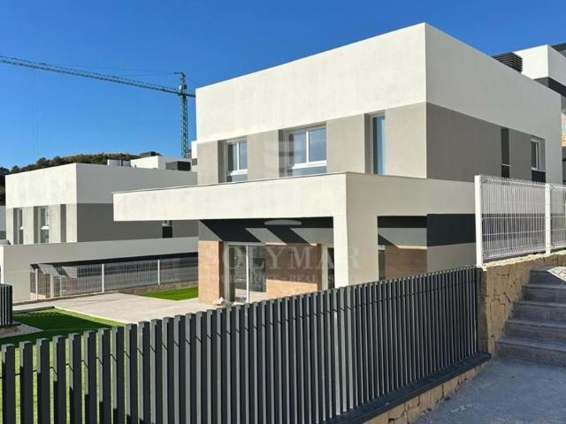 Chalet en alquiler en Alicante