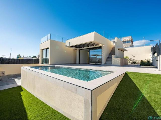 Chalet en venta en la Marina Baixa, Valencia