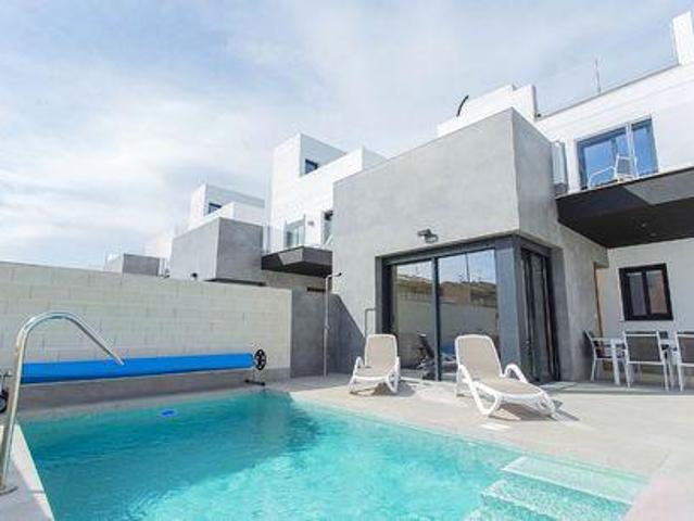 Chalet en alquiler en Centro, l'Alacantí