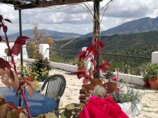 Villa en venta en Ardales