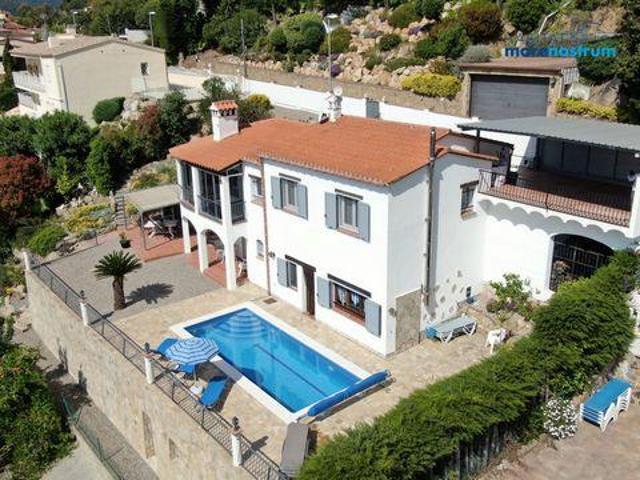 Villa en alquiler en Calonge