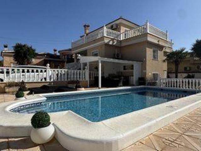 Chalet en venta en Quesada, Andalucía
