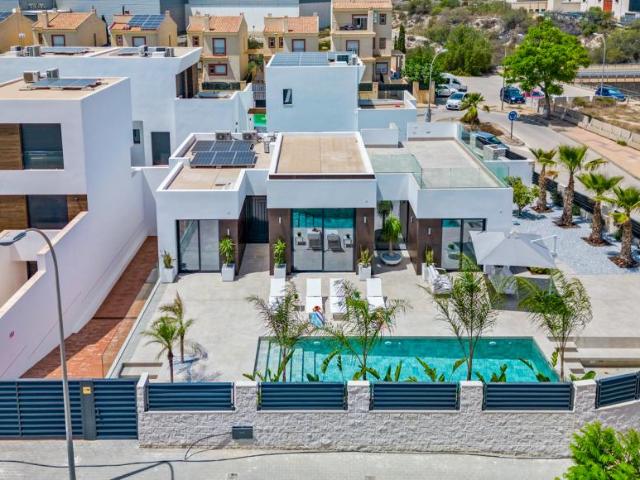 Chalet en venta en Urbanització L'Almadrava, l'Alacantí