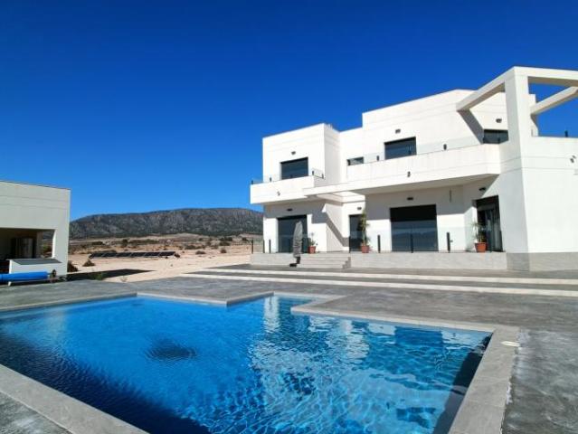 Chalet en venta en El Culebrón, el Vinalopó Mitjà / El Vinalopó Medio