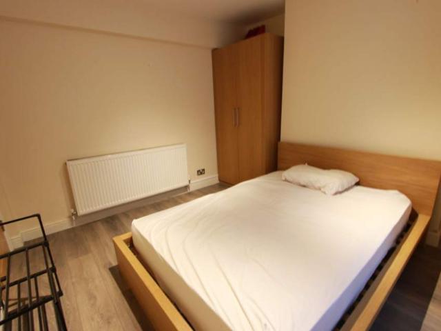 Apartment for rent in Covent Garden, Victoria