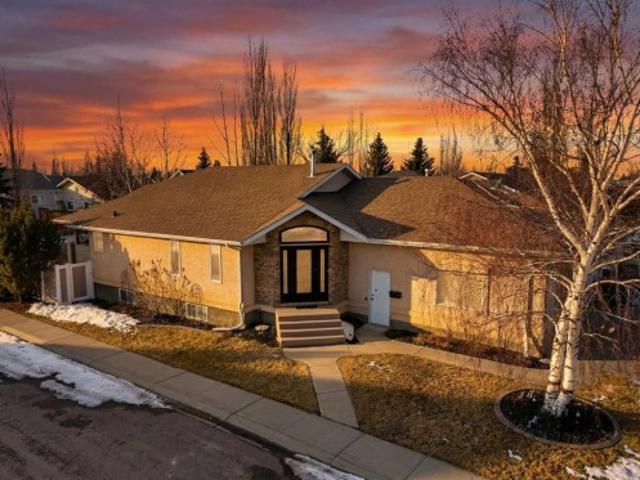 House for sale in Alberta