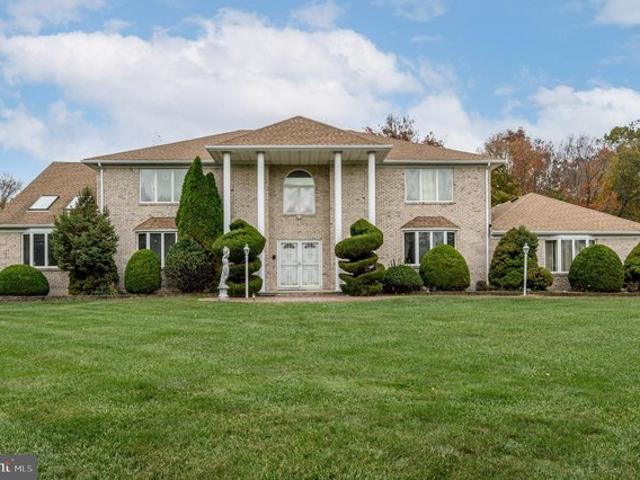 House for sale in Dayton, New Jersey