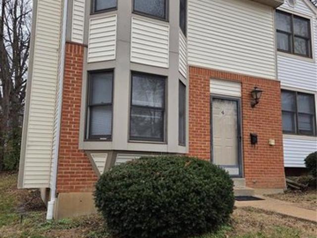 Townhouse for rent in Washington, Missouri
