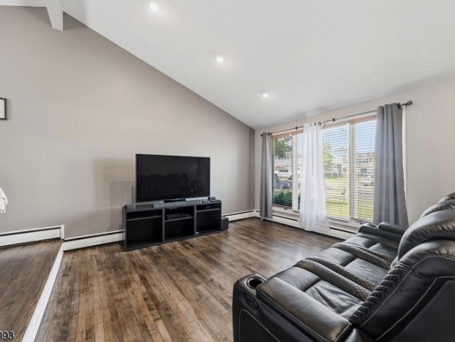 House for sale in Sayreville, New Jersey