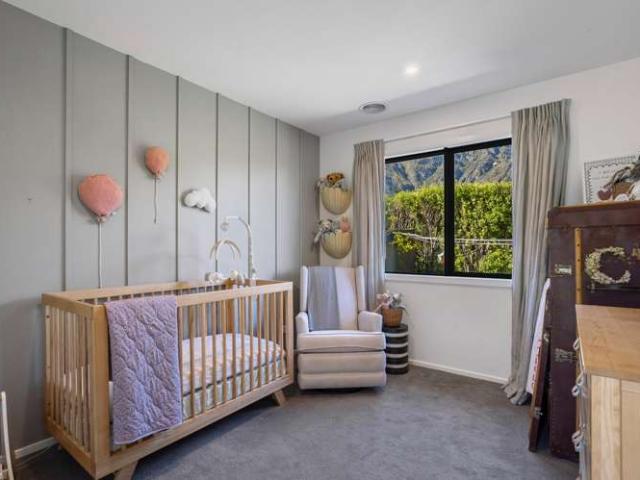 House for sale in Otakou