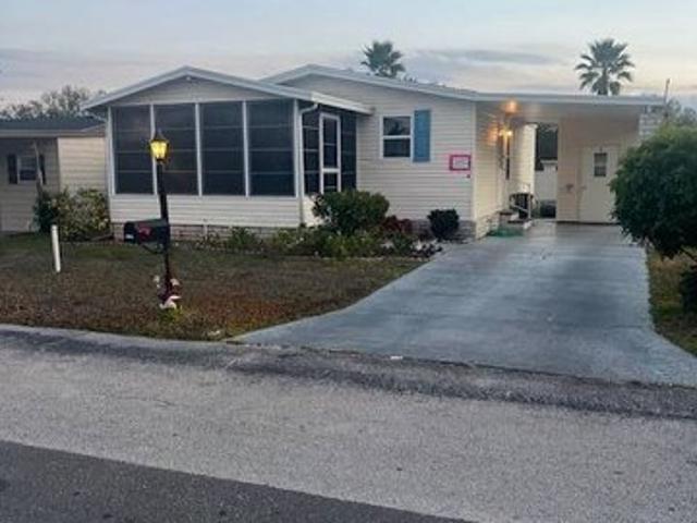 House for sale in Auburndale, Florida