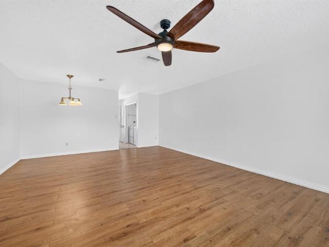 Townhouse for sale in Grand Prairie, Texas